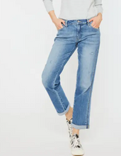 Load image into Gallery viewer, Jade Kan Can Jeans*
