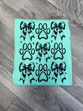 Load image into Gallery viewer, Paw prints and bows SS crew

