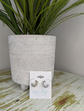 Load image into Gallery viewer, Aubrey Earrings
